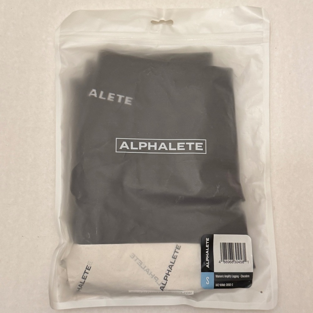 ALPHALETE AMPLIFY LEGGINGS - CHOCOLATE.